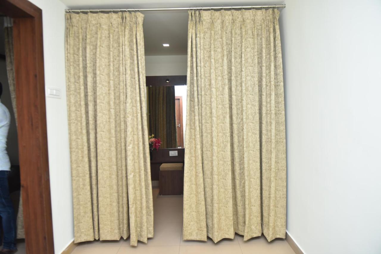 M R Residency Dharwad. Apartment Exterior foto