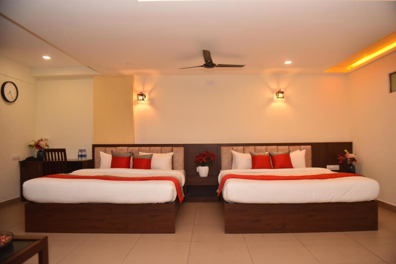 M R Residency Dharwad. Apartment Exterior foto